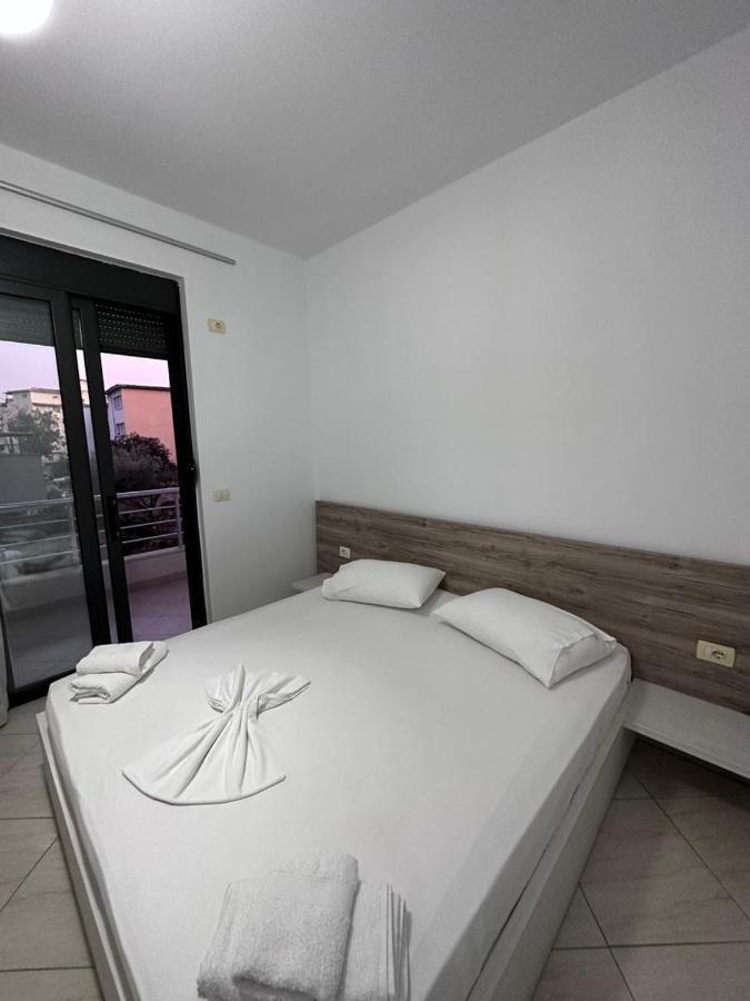 Payo Apartments Sarandë 外观 照片