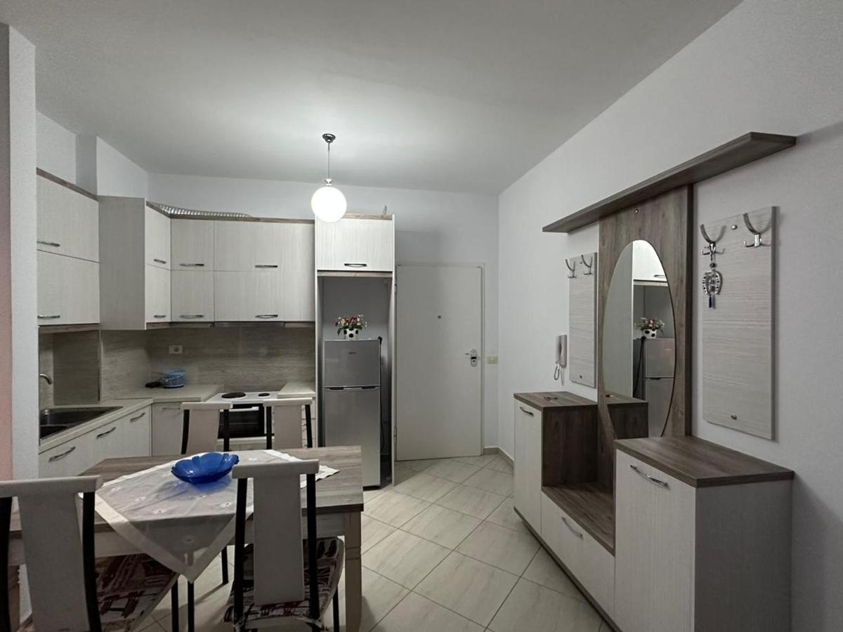 Payo Apartments Sarandë 外观 照片