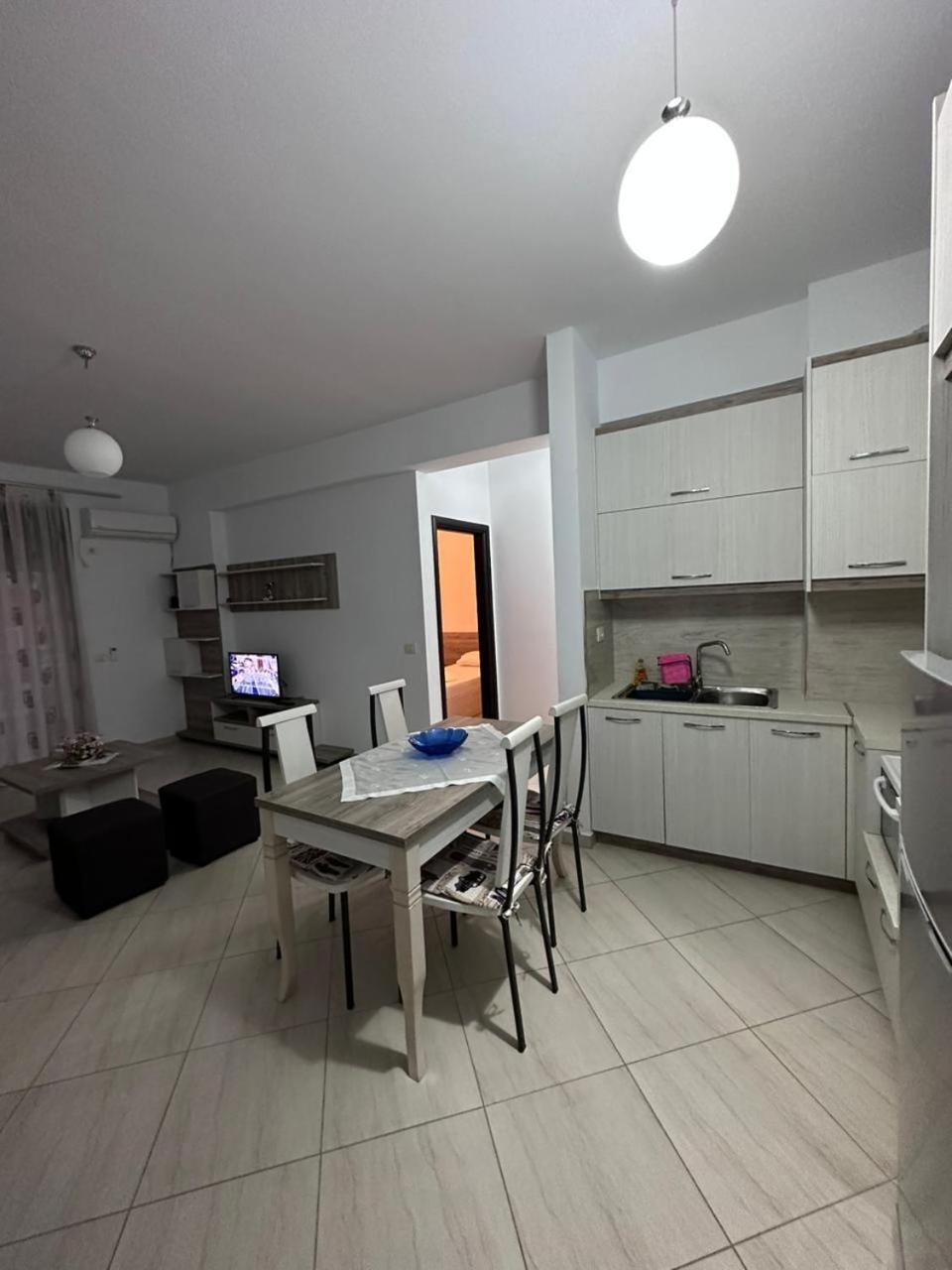 Payo Apartments Sarandë 客房 照片